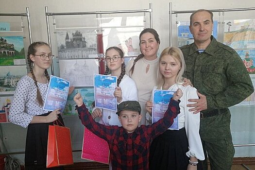 Семья педагогов из Слободского представит регион в конкурсе «Династии России»