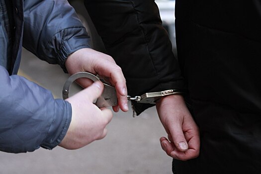 На трассе «Лена» в Якутии задержали водителя с килограммом марихуаны