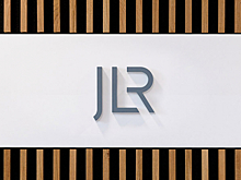 Jaguar Land Rover до октября продлил приостановку заводов из-за кибератаки