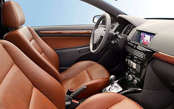 Почему Opel Astra H – хороший выбор среди 15-летних авто