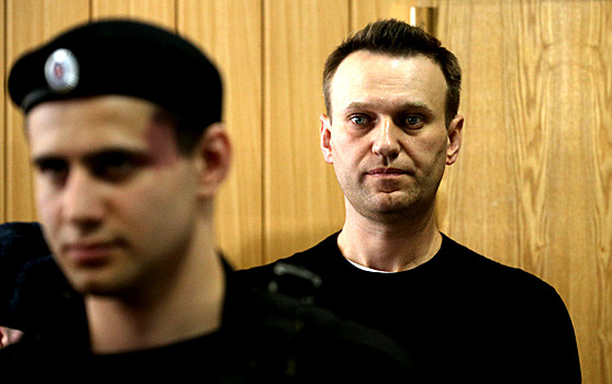 Навальный споткнулся о Крым