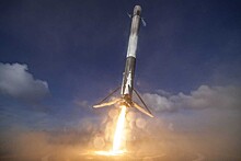 Ступень Falcon 9 впервые посадили на космодром