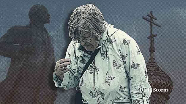 «Религиозное невежество»: в РПЦ возмутились видео, где пенсионерка крестится на памятник Ленину