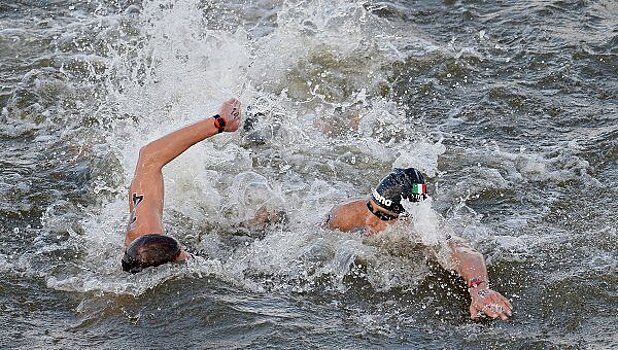 Плавание и теннис признали самыми полезными видами спорта