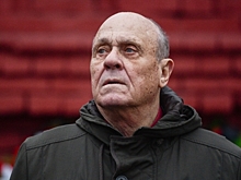 В Астрахани установлена мемориальная доска Владимиру Меньшову