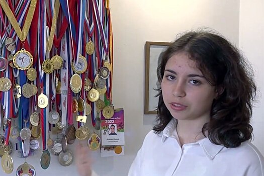 Министр МВД РФ наградил давшую отпор грабителю Машу Исаеву из Новосибирска