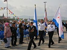 В Красноярске состоялся парад в честь Дня военно-морского флота