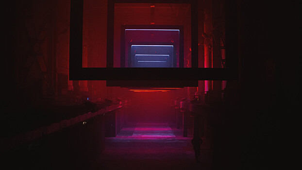 Инсталляция Arrival медиахудожников 404. zero открылась в пространстве ЦЕХ *