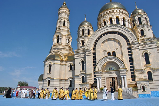 В Атяшеве отметили 10-летие храма Андрея Первозванного