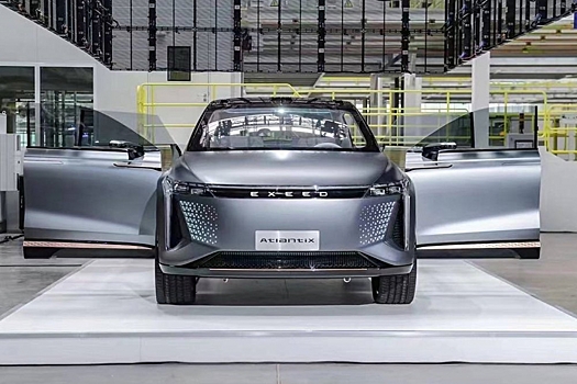 В России принимают заказы на кроссовер Exeed AtlantiX