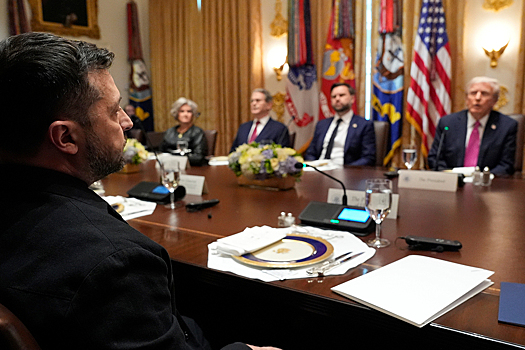 Россия в «восьмерке» и Украина вне НАТО: названы пункты мирного плана Трампа