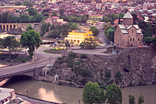 Тбилиси оказался под угрозой схода гигантского оползня