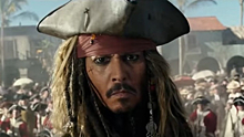 Актер из «Пиратов Карибского моря» назвал отстранение Деппа преступлением