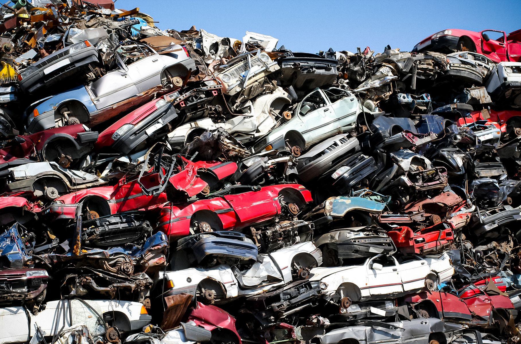 Утилизация старых машин. Старые авто в казахстане. Утиль база. Утиль из киргизии. Утиль авто.