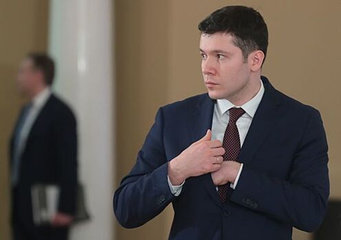 Российский губернатор захотел повысить зарплаты чиновникам