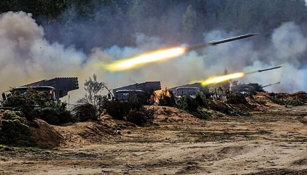 В течение недели ВС РФ нанесли серию мощных ударов по объектам военной промышленности ВСУ