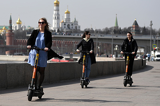 «Это не развлечение, а транспорт»: что делать Москве, чтобы самокаты не попадали в аварии