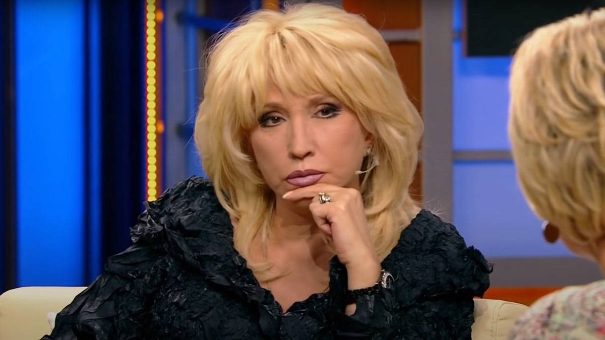 Директор Аллегровой отреагировал на заявления о ее корпоративах за 25 миллионов рублей