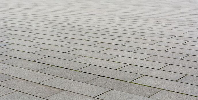 В Ростове водитель привлечен к ответственности за движение по тротуару