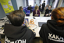 В Екатеринбурге юные программисты провели хакатон в библиотеке