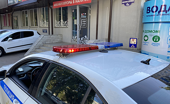 В Курске на улице Интернациональной столкнулись автомобиль и мотоцикл