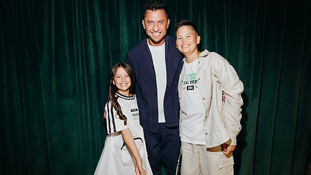 Павел Прилучный показал сына от Агаты Муцениеце во время тренировки: видео