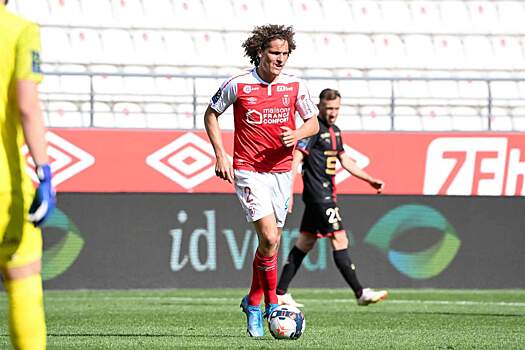 Ваут Фас перешёл в «Лестер»