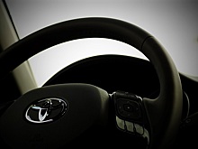 Пензенский автомобилист съехал в кювет и протаранил дерево