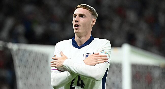 Шерингем о Палмере: «Коул может решить проблемы Англии в атаке. Он проявляется в важных матчах, уверен в себе при пенальти. Немного похож на Гаскойна, говорившего: «Отдайте мне мяч»