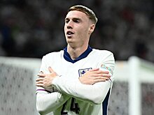 Шерингем о Палмере: «Коул может решить проблемы Англии в атаке. Он проявляется в важных матчах, уверен в себе при пенальти. Немного похож на Гаскойна, говорившего: «Отдайте мне мяч»