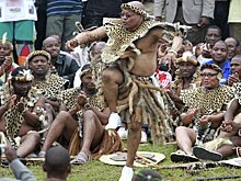 В ЮАР могут разрешить женщинам брак с несколькими мужчинами