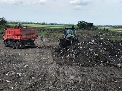 В Краснодарском крае приставы обязали чиновников ликвидировать стихийную свалку