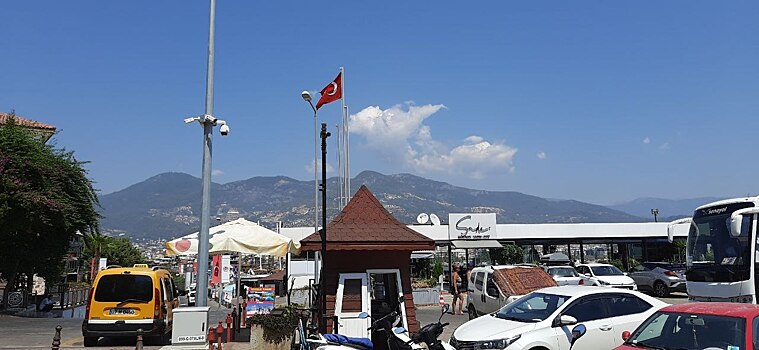 СМИ сообщили о рухнувшем спросе на поездки в Турцию