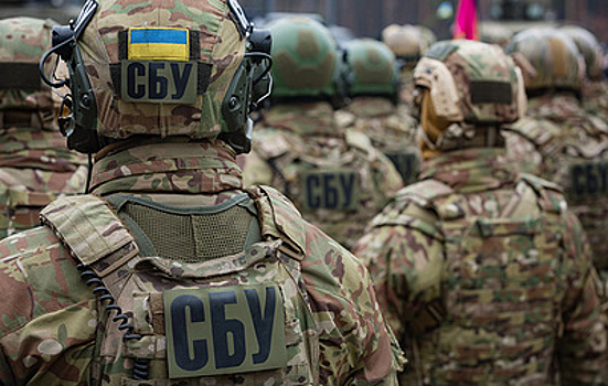 Куратора обвиняемого в шпионаже и подготовке теракта агента СБУ объявили в розыск