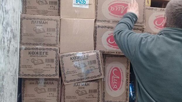 Зауральские полицейские не дали пермяку провести казахский алкоголь