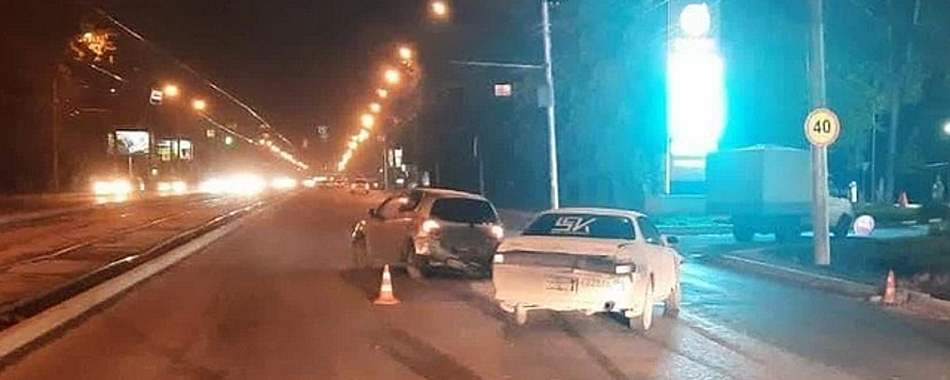В ночном ДТП в Новосибирске 16-летний юноша сломал позвоночник