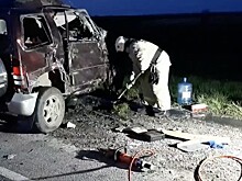 Фура смяла внедорожник на трассе в Краснодарском крае