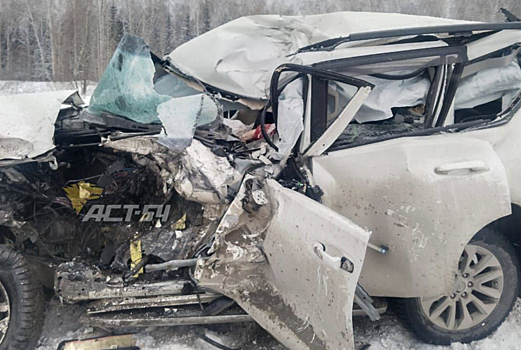Водитель иномарки погиб в страшной аварии на Северном объезде в Новосибирске