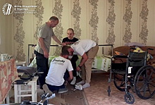 Сироту-инвалида из Лисичанска привезли на лечение в Калугу