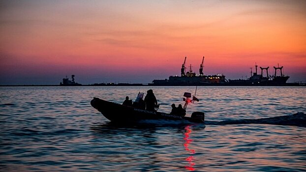 СМИ: украинские военные суда, вошедшие в Азовское море, следуют в Мариуполь