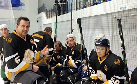 Команда Верховного суда РТ обыграла в хоккей сборную прокуроров ПФО