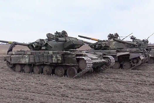 Минобороны РФ показало кадры с захваченной бронетехникой ВС Украины около Чернигова