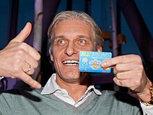 Олег Тиньков увеличил долю в своем банке