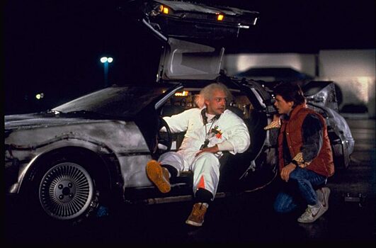 DeLorean из трилогии «Назад в будущее»