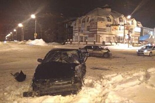 Неизвестный водитель на ВАЗ-2115 устроил серьёзное ДТП в Стерлитамаке