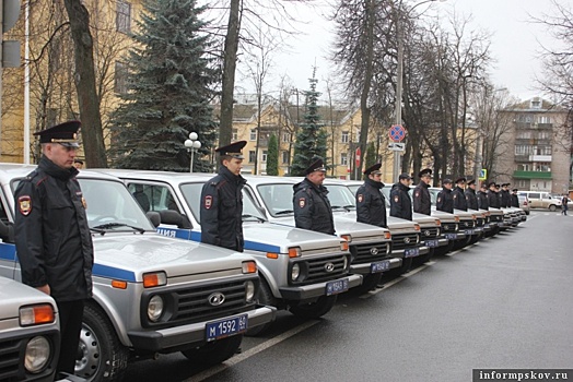 В канун профессионального праздника псковские стражи порядка получили новую технику