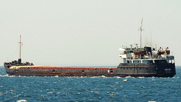 Турецкий фрегат прибыл на место крушения сухогруза в Черном море