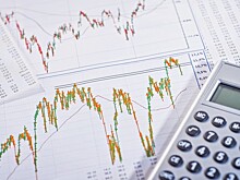Эксперт рассказал о преимуществах российских и американских акций