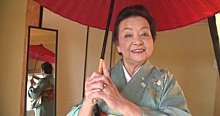 Японка начала сниматься в порно в 81 год
