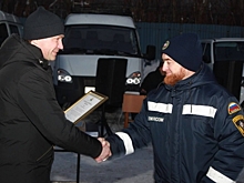Челябинские спасатели получат выплату за выслугу лет